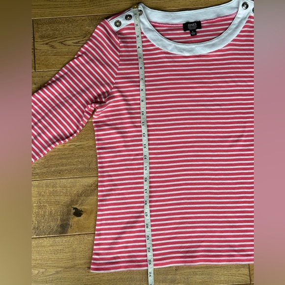 Jones New York Signature Pink and White Striped Button Shoulder Top size Large - Picture 9 of 9